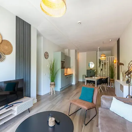 By The In Netherlands Apartamento